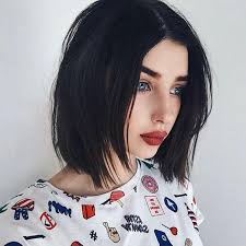 Red lips and black hair can never go wrong. Black Hair Eyes And Pretty Image 4577238 On Favim Com