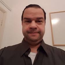 Gary Russell 🍃 🏌️‍ (@gprussell)