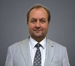 Ayhan Aydıner: GÜLER Mİ KAZANIR TEKGÖZ MÜ?