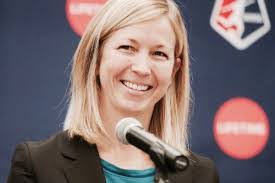 Amanda Duffy's Instagram, Twitter & Facebook