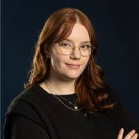 Laura Coons's Instagram, Twitter & Facebook