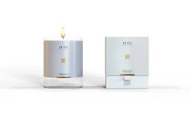 In Order To Help You Present A Logo Design Mockup To Your Client In A Super Polished Way We Ve Gathered The In 2020 Logo Design Mockup Candle Packaging Mockup Design