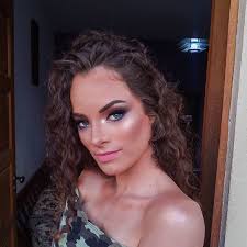 פרופיל של ‏‎Kathleen Landim MakeUp‎‏‎