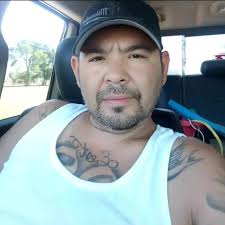 I know I'm plus size but I hope you'll still say "hi"