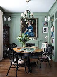 The dining room is such a place where all the function and the parties are held, you meet your most intimate and bosom ones there to eat and gather. Neordinarnyj Dizajn Ot Beata Heuman Photos Ideas Design Green Dining Room Classic Dining Room Townhouse Designs