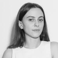 Gillian Dobias's Instagram, Twitter & Facebook