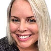 Dana Degennaro's Instagram, Twitter & Facebook