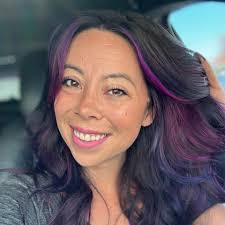 Delisha Ross's Instagram, Twitter & Facebook