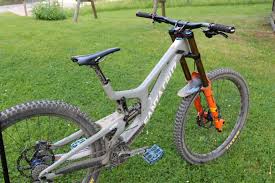 The world cup downhill circus is about to go off. Santa Cruz V10 29 Custom Downhillaex02 S Bike Check Vital Mtb