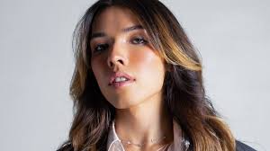 Robert Baxter shares new tune 'Camboy' ahead of new EP 'Stargirl'