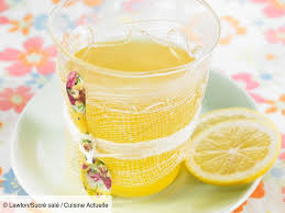Infusion Gingembre Citron Et Miel Recette En 2020 Infusion Gingembre Citron Gingembre Citron Citron Miel