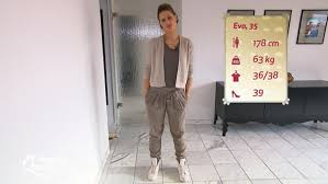 „sie hat alles, was man braucht. wenn am dienstagnachmittag jene folge der sendung shopping queen bei vox ausgestrahlt wird, in der sie die hauptdarstellerin ist, ist johanna ewald gerade in willingen. Shopping Queen Eva Aus Koln Im Style Check