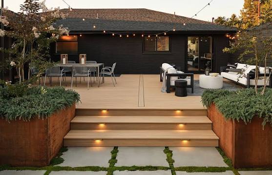 Multi-Level Cedar & Composite Deck