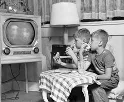 Black And White Tv Shows 1950s Eating In Front Of The Television Set Became A Way Of Life For Many Americans In The 1950s Childhood Memories Tv Vintage Photos