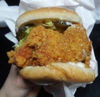 첫 나눔은 '맘스터치 싸이버거 세트' 입니다. ë§˜ìŠ¤í„°ì¹˜ ë¦¬ë¸Œë ˆ ìœ„í‚¤