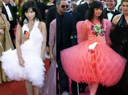 Bjork Swan Dress Costume Bjork S Swan Dress Bjork Swan Dress Swan Dress Tulle Skirt