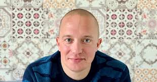 Dan Crompton Of ActionCOACH On How To Hire The Right Person