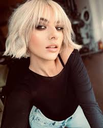 660 794 tykkäystä · 7 838 puhuu tästä. Lidia Buble Le A Transmis Un Mesaj Dur Celor Care Ii Spun SÄƒ È™i Opereze Nasul Antena 1
