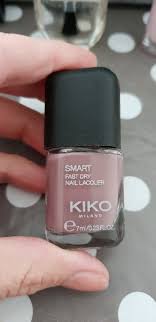 The brush has the perfect size, 3 swipes and you are set. Kiko Smart Nail Lacquer 57 Rosy Taupe Inci Beauty