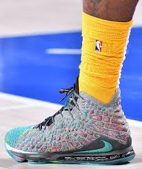 The top countries of suppliers are pakistan, china, and. The King Rocks The Lebron 7 Media Day And Another 17 Low Nice Kicks