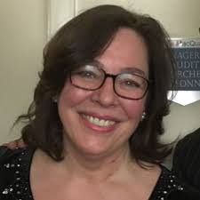 Kelly Peterson's Instagram, Twitter & Facebook