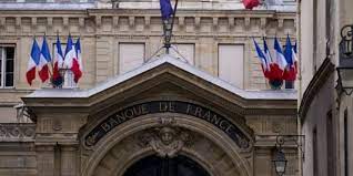 En france, il s'agit des cartes à débit différé qui sont. Banque De France Benefice En Baisse A Cause De La Surtaxe