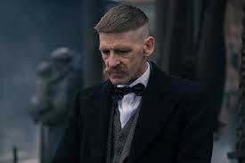 Peaky blinders men's 8 piece 'newsboy' style flat cap wool. The Tommy Shelby Haircut Styling With Hairbond The Best Hair Products United Kingdom