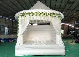 Maybe you would like to learn more about one of these? 5x4 Inflatable Wedding White Bouncy Castle With Flower Decoration For Wedding Parties Or Events