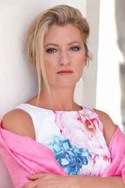 Hausfrau sein dagegen sehr...