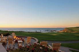 Hosting friends and family for the thanksgiving holiday is a big undertaking, the planning, the decorations, the shopping, the preparations, the cooking, and more. Half Moon Bay California Outdoor Restaurants The Ritz Carlton Half Moon Bay