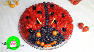 Biskuitteig => hier gehts zum grundrezept. Erdbeerkuchen Marienkaferkuchen Kindergeburtstag Kuchen Geburtstagskuchen Youtube