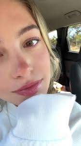 Sasha Robinson's Instagram, Twitter & Facebook