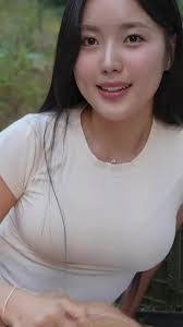 Tori Camp's Instagram, Twitter & Facebook