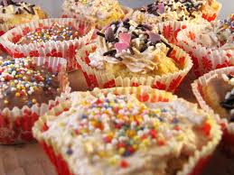 Weitere ideen zu rezepte, stevia rezepte, essen und trinken. Sonntagskuchen Cupcakes Mit Stevia Und Kinderschokolade Rezept