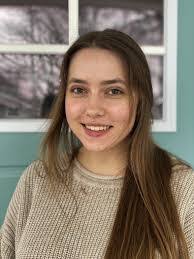 Lydia Snyder's Instagram, Twitter & Facebook