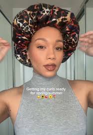 Starting to like silver jewelry and I ain't sad about it 🙈 #outfit #o...