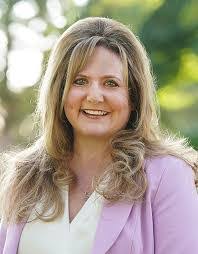 Jacqueline Suarez's Instagram, Twitter & Facebook