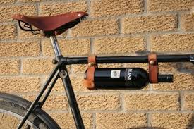 7b1df1f924c1468e0b01a6f23d766b47 Jpg 500 334 Pixeles Weinregal Ideen Geschenke Fur Weinliebhaber Fahrrad