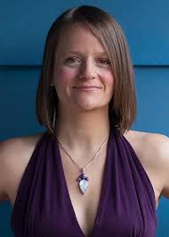 Amy Bratton's Instagram, Twitter & Facebook