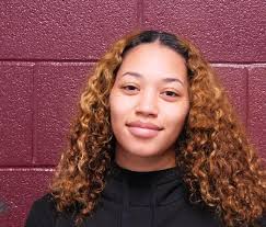 17 DECA Students Make Nationals