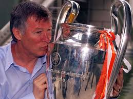 Look at the love and respect the players have for the boss. Treue Titel Kuriositaten Sir Alex Ferguson In 15 Zahlen Kicker
