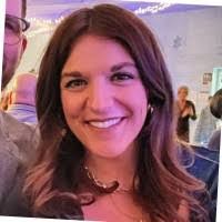 Nicole Simon's Instagram, Twitter & Facebook