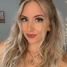 Omg a Keeshond🥹🥹🥹🥹 tell your dog I say hi and that I love them🫶🏼🥰🥹