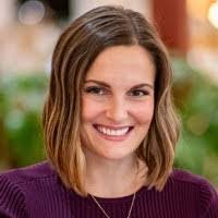 Anna Filip's Instagram, Twitter & Facebook