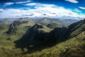 Od południa graniczy z anglią. Zdjecia Szkocja Knoydart Gory Natura Niebo Widok Z Gory Chmury