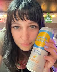 Talia is behind the bar tonight, come and say hi to her…  #experiencedbartender #drinkbourbonwhiskey #fridaynightlights