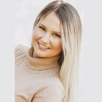 Terri Dermyer's Instagram, Twitter & Facebook