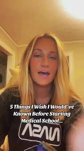 Kara Hubbard's Instagram, Twitter & Facebook