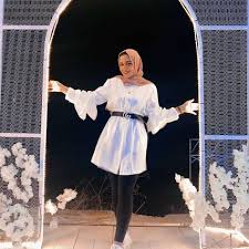 لكن كل يتفق على خفه دم و ظرف و لطافه و اخلاق. 15 ØµÙˆØ± Ø¨Ù†Ø§Øª Ù…Ø­Ø¬Ø¨Ø§Øª Ideas Girl Photography Poses Hijab Cartoon Hijab Fashion