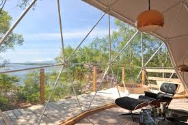 Glamping With A Terrific Panoramic View At Castle Stalker Port Appin Scotland Kuppel Haus Geodatische Kuppel Schrebergarten